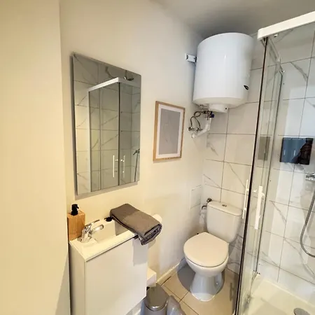 Soh Rent 3 Tv-wifi Proche Gare Сasa de vacaciones *